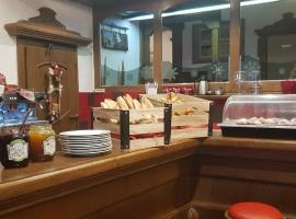 乐杜罗斯酒店，位于伊索拉2000的酒店