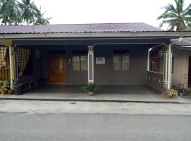 Aiman Homestay，位于马兰的酒店