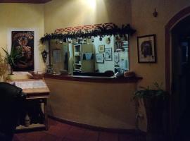 赛克斯奈霍夫酒店，位于塞斯托的酒店