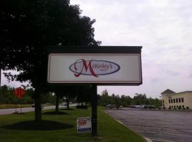 McKinley's Hotel，位于Blasdell的酒店