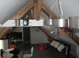 yinloft，位于Sainte-Gemme-Moronval的酒店