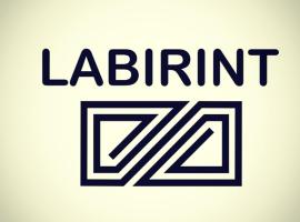 Labirint Hotel，位于Talghar的酒店