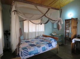 Gateway Guest House，位于Monkey Bay的酒店