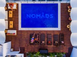 Nomads Hotel & Rooftop Pool Cancun，位于坎昆的酒店