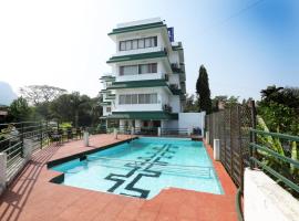 Sunrise Hill Resort，位于肯达拉的酒店