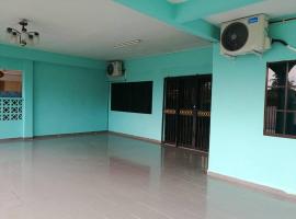 Teratak Port Dickson Homestay Mus Only，位于波德申的豪华帐篷营地