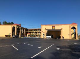 Super inn Decatur，位于迪凯特的酒店