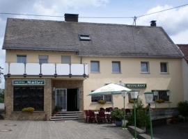 Hotel-Restaurant Müller，位于Salm的酒店