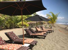 梦幻满足住宿加早餐旅馆，位于Matapalo的海滩短租房