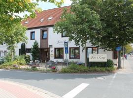 Hotel Central Zur Rampe，位于维尔德斯豪森的酒店