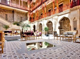 Shah Palace Luxury Museum Hotel，位于巴库的酒店