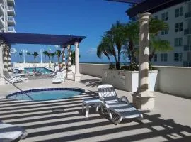 Centric Modern, Stylish Brickell / Miami + FREE Parking