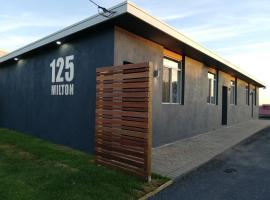 125 Milton，位于米尔顿的酒店