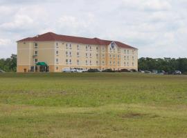 CAJUN LAND APARTMENTS，位于Amelia的酒店