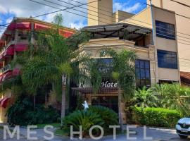 Lemes Hotel，位于皮拉伊河畔巴拉的酒店