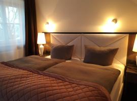 CS Hotel Schweiger，位于埃赫施塔特的酒店