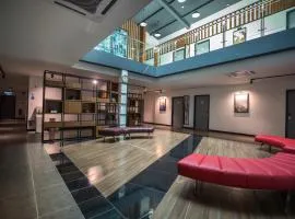 3-Plus Hotel