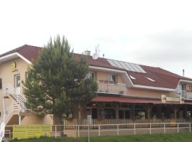 卡波纳旅馆，位于Kaplna的旅馆