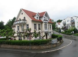 Schützen Hotel & ConceptStore，位于梅尔斯堡的酒店