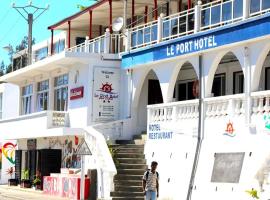 LE PORT HOTEL，位于陶拉纳鲁的酒店