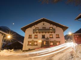 Pension der Steinbock - das 300 Jahre alte Bauernhaus - TIROL，位于圣安东阿尔贝格的酒店