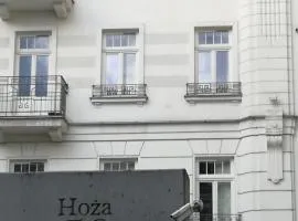 Apartment Hoża 50 with a balcony in close Center