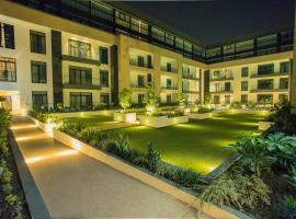 Accra Luxury Apartments @ The Gardens，位于阿克拉杜波依斯泛非文化中心附近的酒店