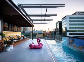 Ovolo The Valley Brisbane，位于布里斯班的尊贵型酒店