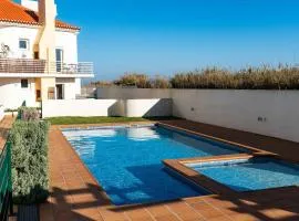 Apartments Baleal: Sunshine by the Pool