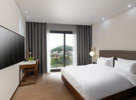 N Bridge Hotel JEON JU，位于全州市的酒店