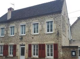 Chambres d'hôtes la Chaumière，位于屈尔河畔阿尔西的酒店