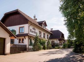Villa Karolina，位于普拉斯利的酒店