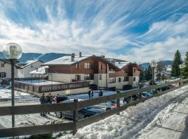 Hotel Villaggio Nevada，位于福尔加里亚的酒店