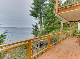 The Cabin at Oak Bay，位于Port Ludlow的酒店
