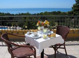 Hotel Villa Eos，位于恩佩多克莱港的酒店