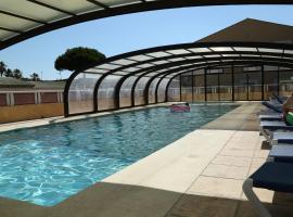 Hotel Myriam Vias Plage，位于维亚斯的酒店