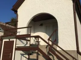 Kleines Kellerstöckl Nimm 2