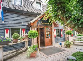 赫伯格小天鹅餐厅酒店，位于穆克的酒店