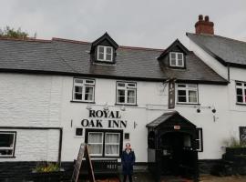 The Royal Oak，位于金顿的酒店