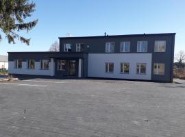hotelastoriafly，位于Pomiechówek的酒店