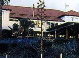 Ascot Inn Hotel，位于珀斯的酒店