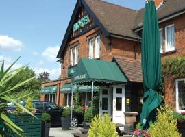 The Carre Arms Hotel & Restaurant，位于斯利福德的酒店