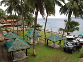 Saltitude Dive & Beach Resort，位于马比尼的酒店