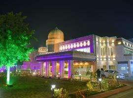 The River Front Resort，位于Sītāpur Mūāfi的酒店