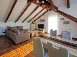 Ferienwohnung Lausitzer Seenland Freienhufen "Annabell"，位于大雷申的酒店