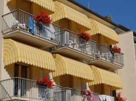 Hotel Ristorante La Terrazza，位于利多迪卡马约雷的酒店