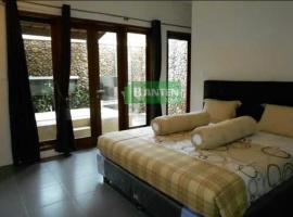 Gomesta hotel new，位于丹戎勒松的酒店