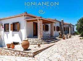 IONIANEON APARTMENTS，位于Áyios Ilías的度假园