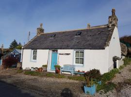 Driftwood Cottage, Portsoy，位于班夫的酒店