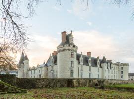 The Originals le Château de Dissay Poitiers，位于Dissay的酒店